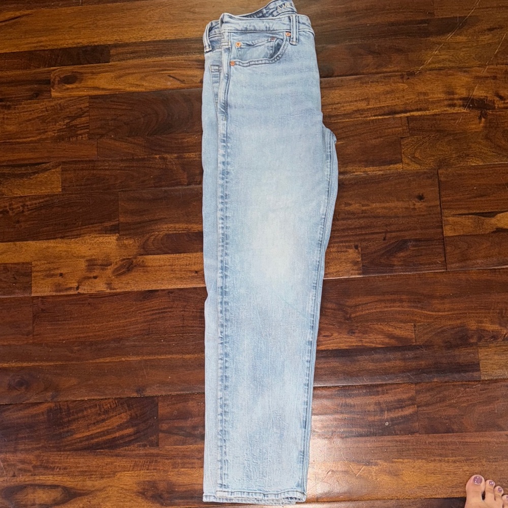 American Eagle Outfitters Light Wash Men's Straight Jeans - Picture 3 of 4